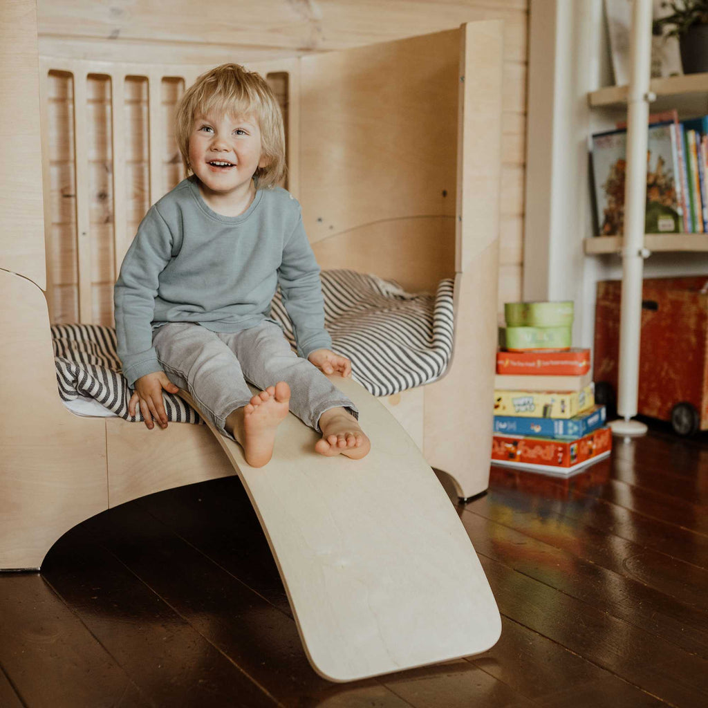 leg&go Balance Board aus Holz zum Spielen und Bewegen